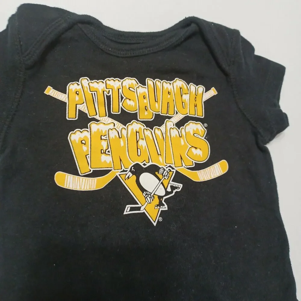 Pittsburgh Penguins NHL Boy 3 Month Bodysuit Orange Blue Logo Snaps Short Sleeve